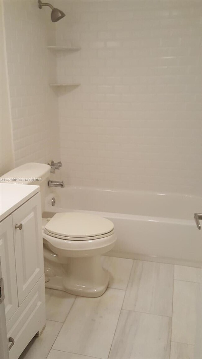 Foto del edificio - 265 SW 7th St