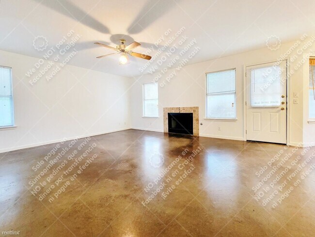 Building Photo - 3 br, 2.5 bath House - 10905 Sherry Lee Cv
