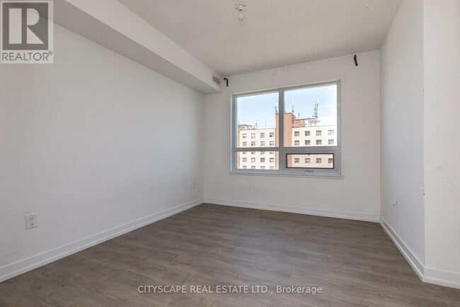 Building Photo - 1410 Dupont St