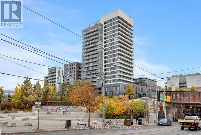 Photo du bâtiment - 20 Minowan Miikan Ln