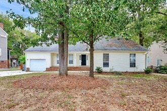 Building Photo - 2336 Castlecomer Dr