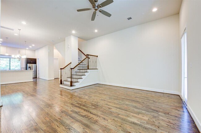 Building Photo - 1222 W Dallas St