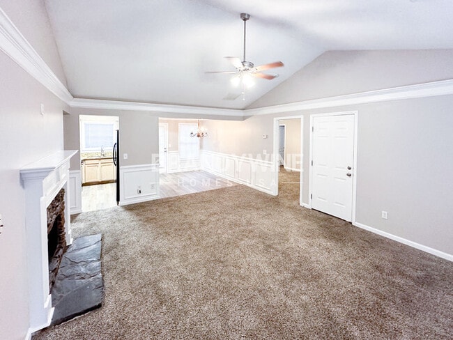 Building Photo - 6979 Pine Shadow Way