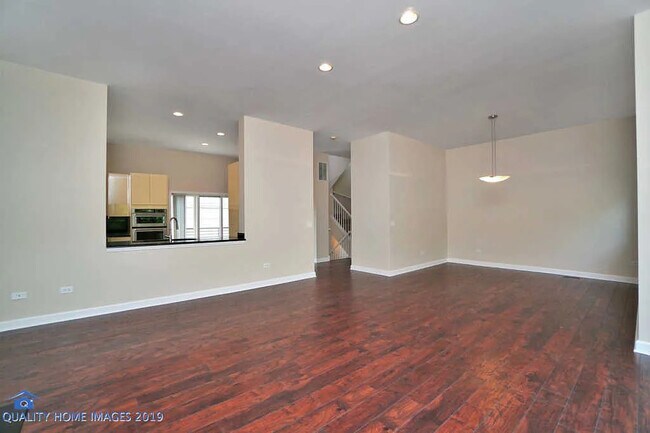 Foto del edificio - 1501 S Prairie Ave