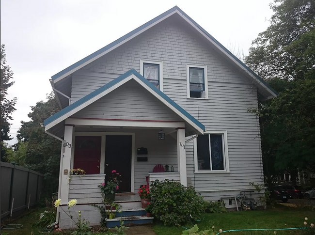 Building Photo - 101 N Bowdoin Pl