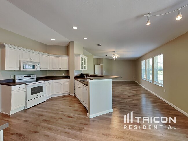 Building Photo - 1023 Trill Court North Port FL