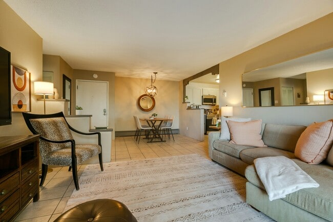 Foto del edificio - 159 K Calle Ojo Feliz