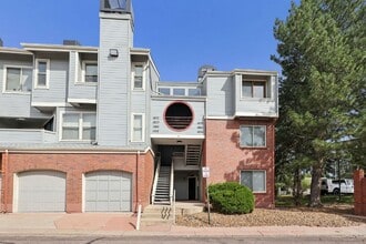 Building Photo - 1065 Acapulco Ct