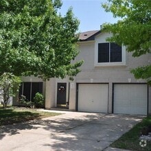 Building Photo - 1607 Jennifer Ct
