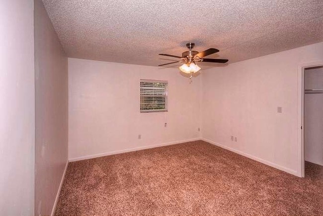 Building Photo - 5311 Evora Ave