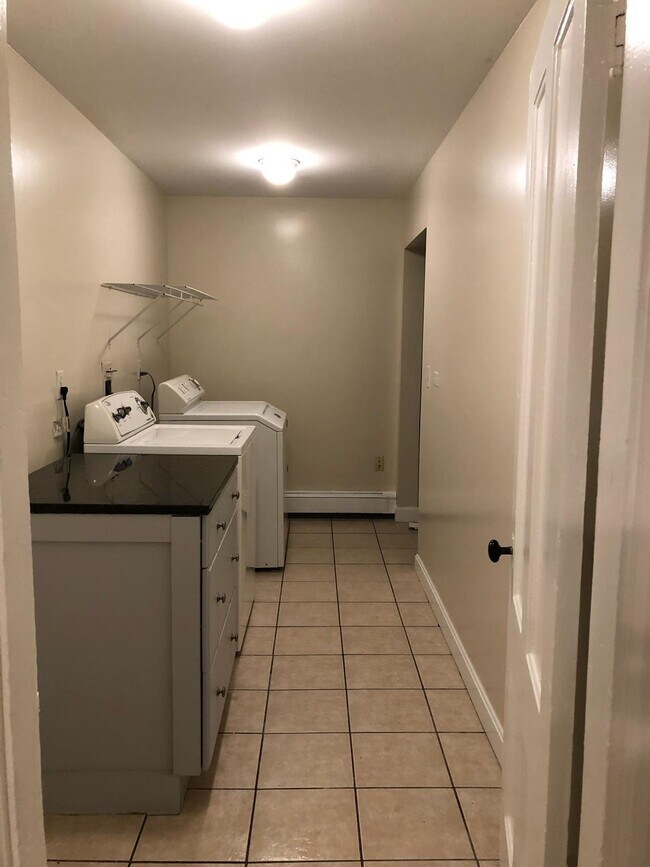 Foto del edificio - 390 Pearl St