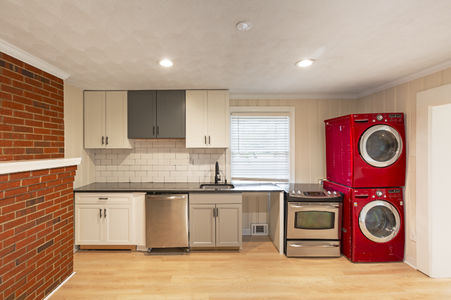 Foto del edificio - 11439 Scotland Ln