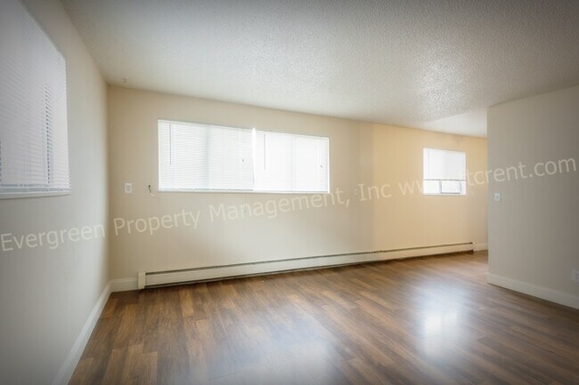 Building Photo - 3023 Denver St