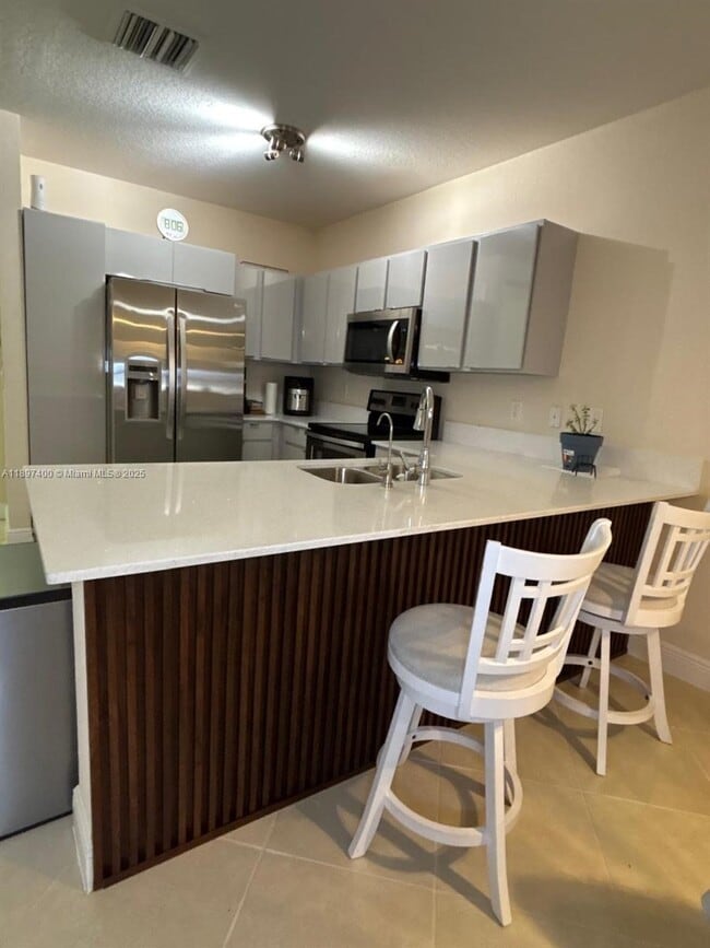 Foto del edificio - 3310 Palomino Dr