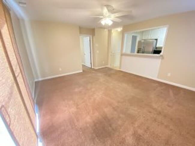 Foto del edificio - 164 W Hampton St