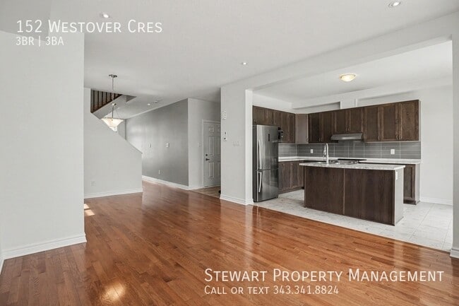 Building Photo - 152 Westover Cres
