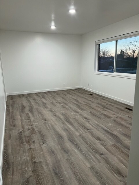 Sala de estar - 4174 Jefferson Ave