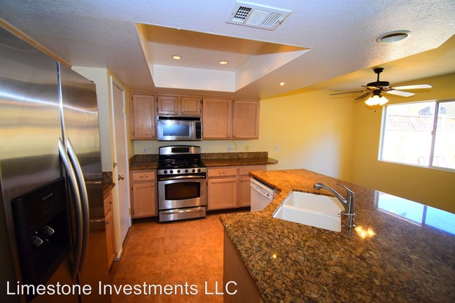 Building Photo - 8232 Cactus Canyon Ct