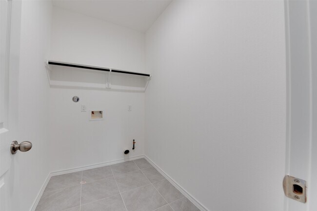 Foto del edificio - 8202 Homewood Ln