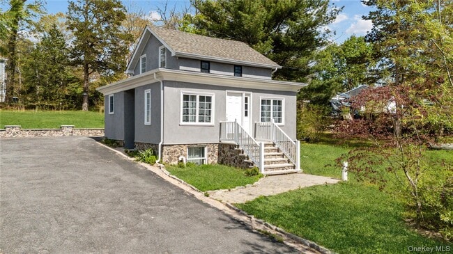 Building Photo - 143 Rocky Point Landing Rd