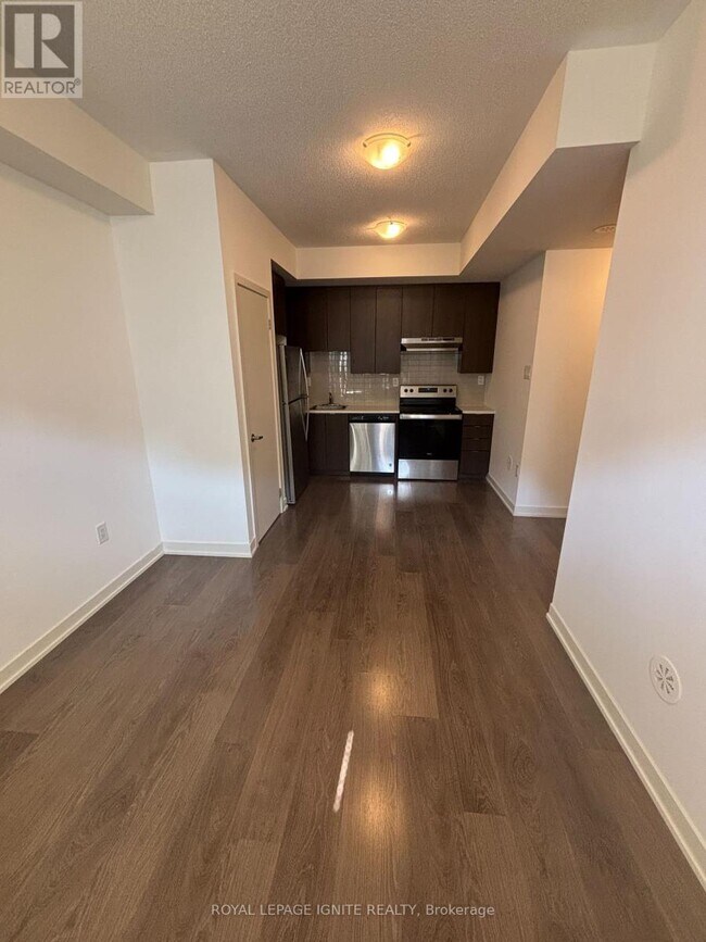 Building Photo - 60 Orchid Pl Dr