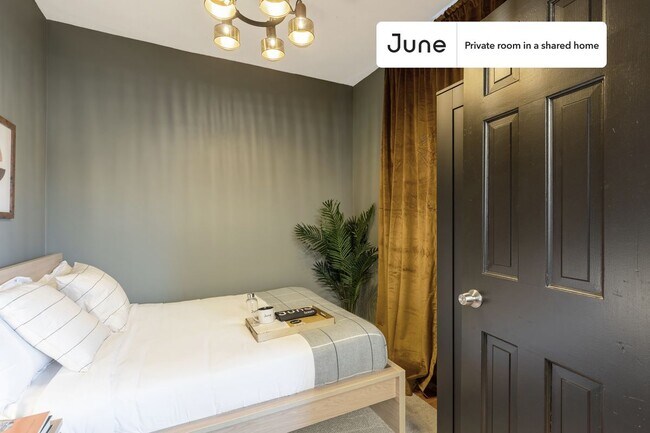 Foto del edificio - Room in Shared 4 bed/1 bath home