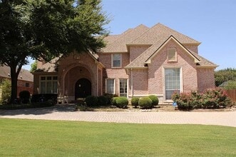 Building Photo - 7012 Shalimar Ct