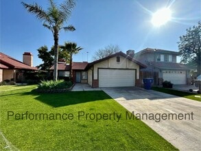 Building Photo - 4611 Gardenwood Ln