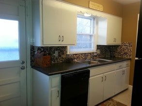 Building Photo - 8001 E Indianapolis St