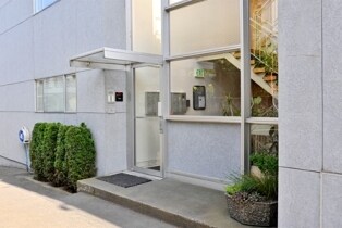 Foto del edificio - First & Aloha Apartments - 1 bedroom