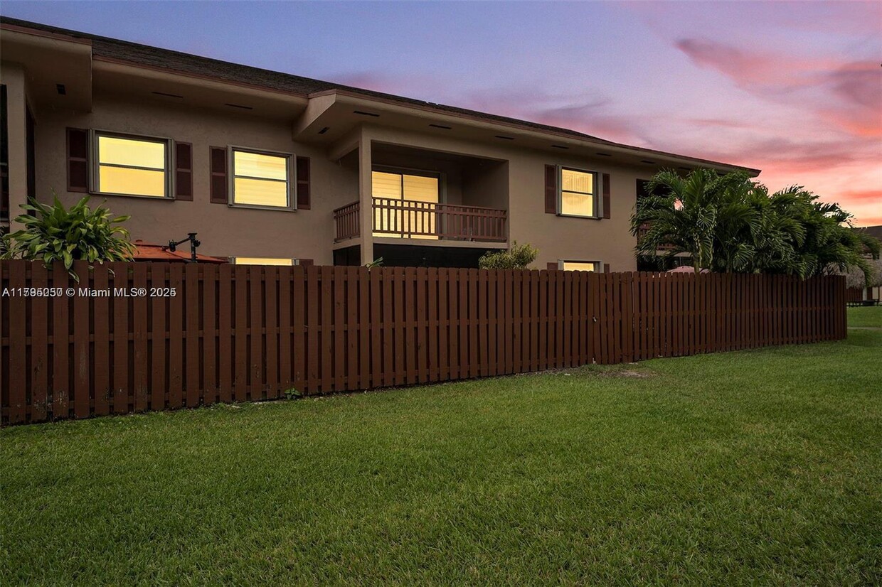 Foto principal - 11225 SW 88th St