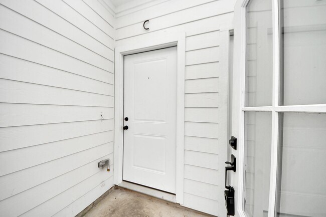 Foto del edificio - 8324 Corinth St