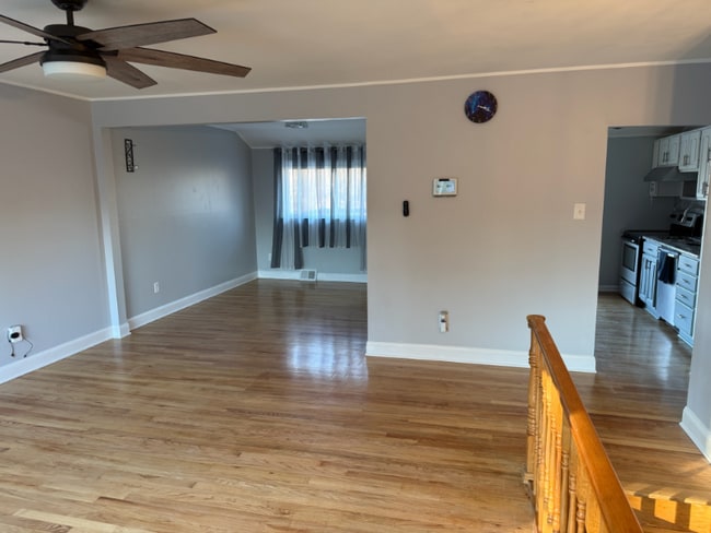 Building Photo - 256 S Dillwyn Rd