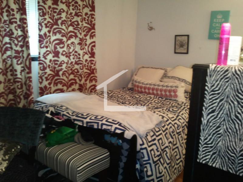 Foto principal - 239 Kelton St