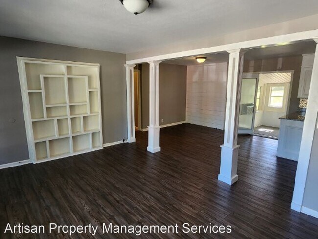 Building Photo - 3 br, 2.5 bath House - 5700 Highway 100