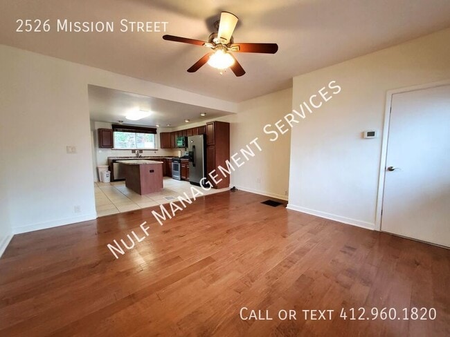 Foto del edificio - 2526 Mission St