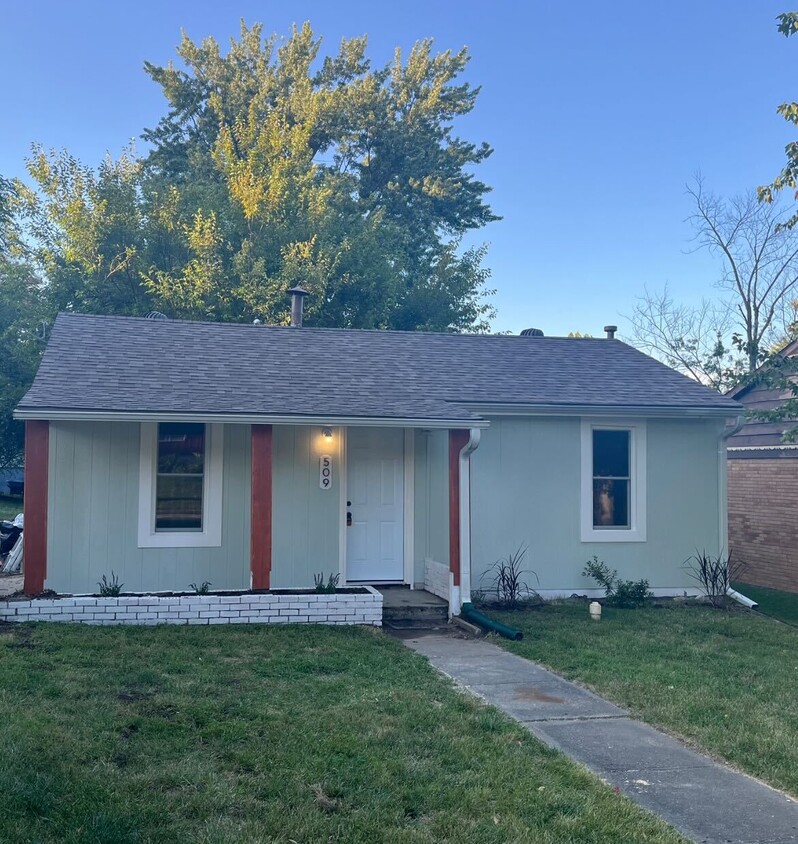 Foto principal - 509 E North St