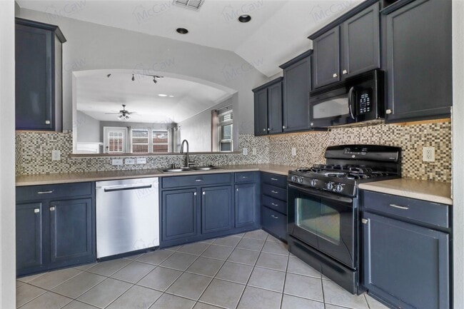 Building Photo - Highly Desirable 3/2 Home in Little Elm!