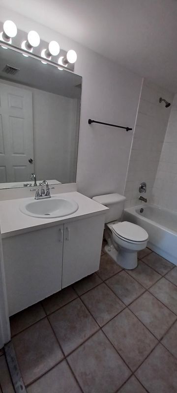 Foto del edificio - 4163 N Haverhill Rd