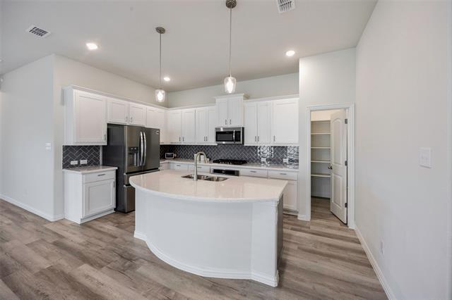 Building Photo - 1205 Indianola Trl