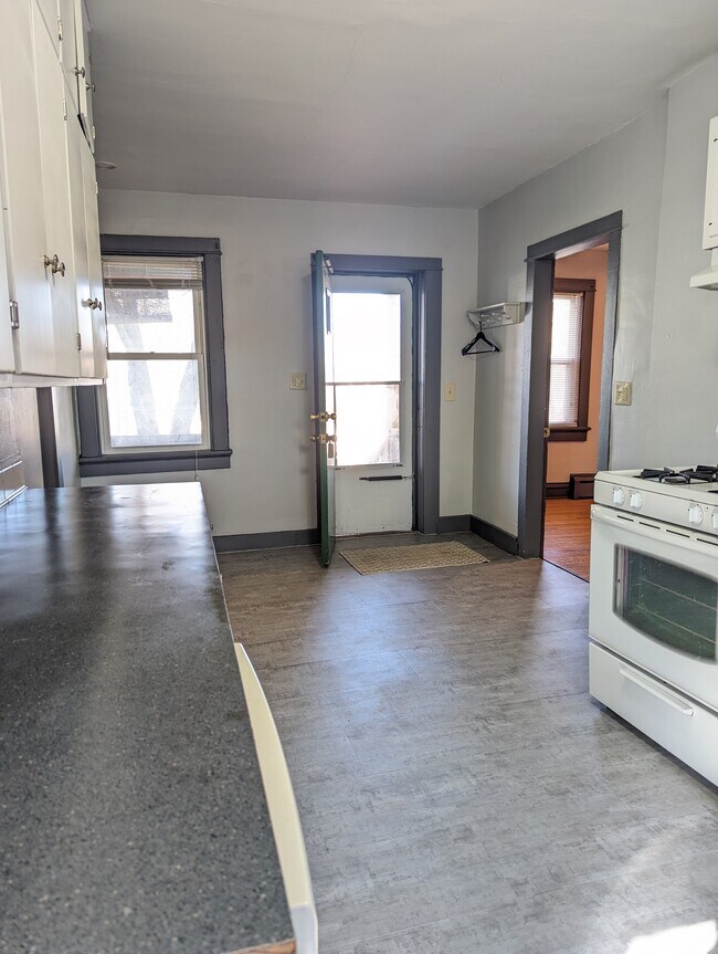 Kitchen 3 - 1015 E Gorham St