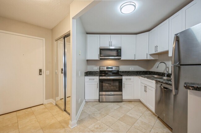 Foto del edificio - 5320 N Sheridan Rd