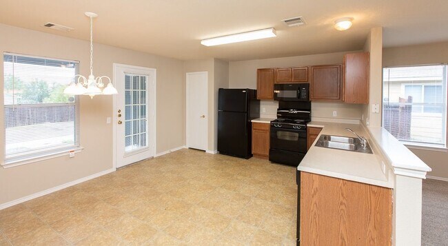 Building Photo - 14009 Briarcreek Loop
