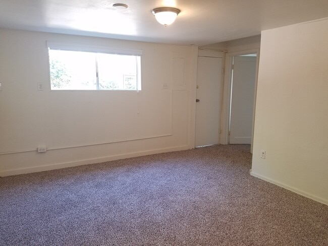 Building Photo - 1411 N Northgate Way