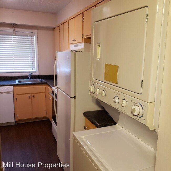 250 Pincushion Ln, Cullowhee, NC 28723 Room for Rent in Cullowhee, NC