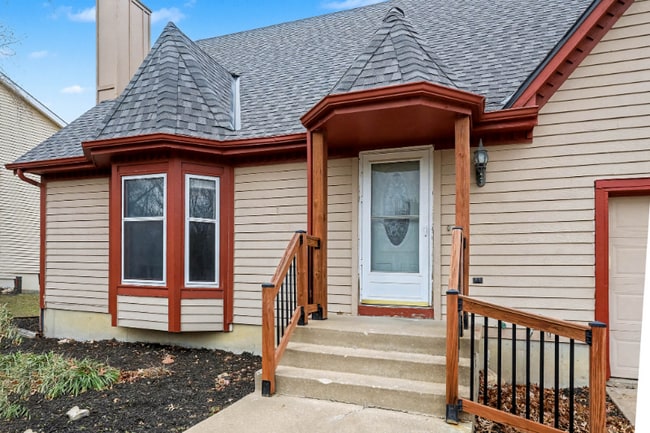 Building Photo - 15322 W 83rd Terrace