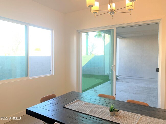 Building Photo - 6890 E Orion Dr