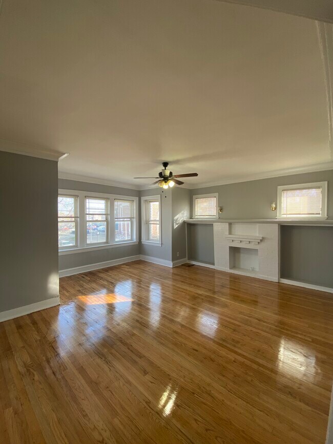 Foto del edificio - 5954 S Rockwell St
