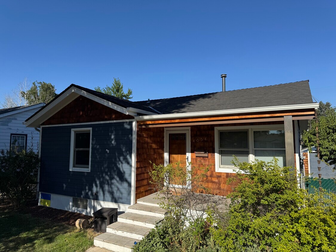 Photo - 4654 S Pearl St (Englewood, CO)