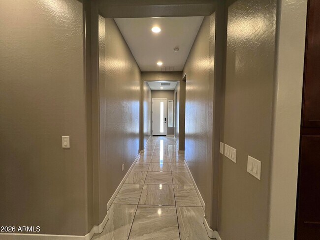Foto del edificio - 1705 W Dawn Dr